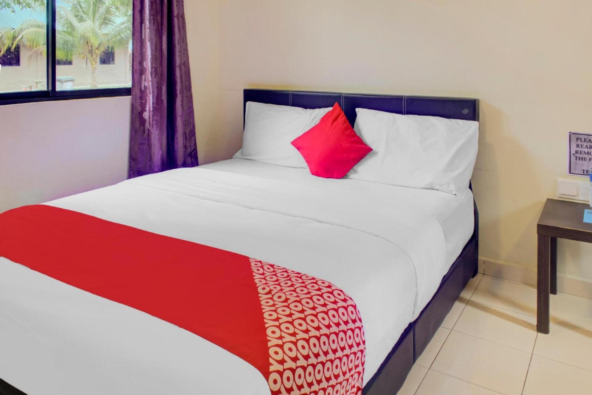 Super Oyo 89896 Sedili Inn Resort Kota Tinggi Eksteriør bilde