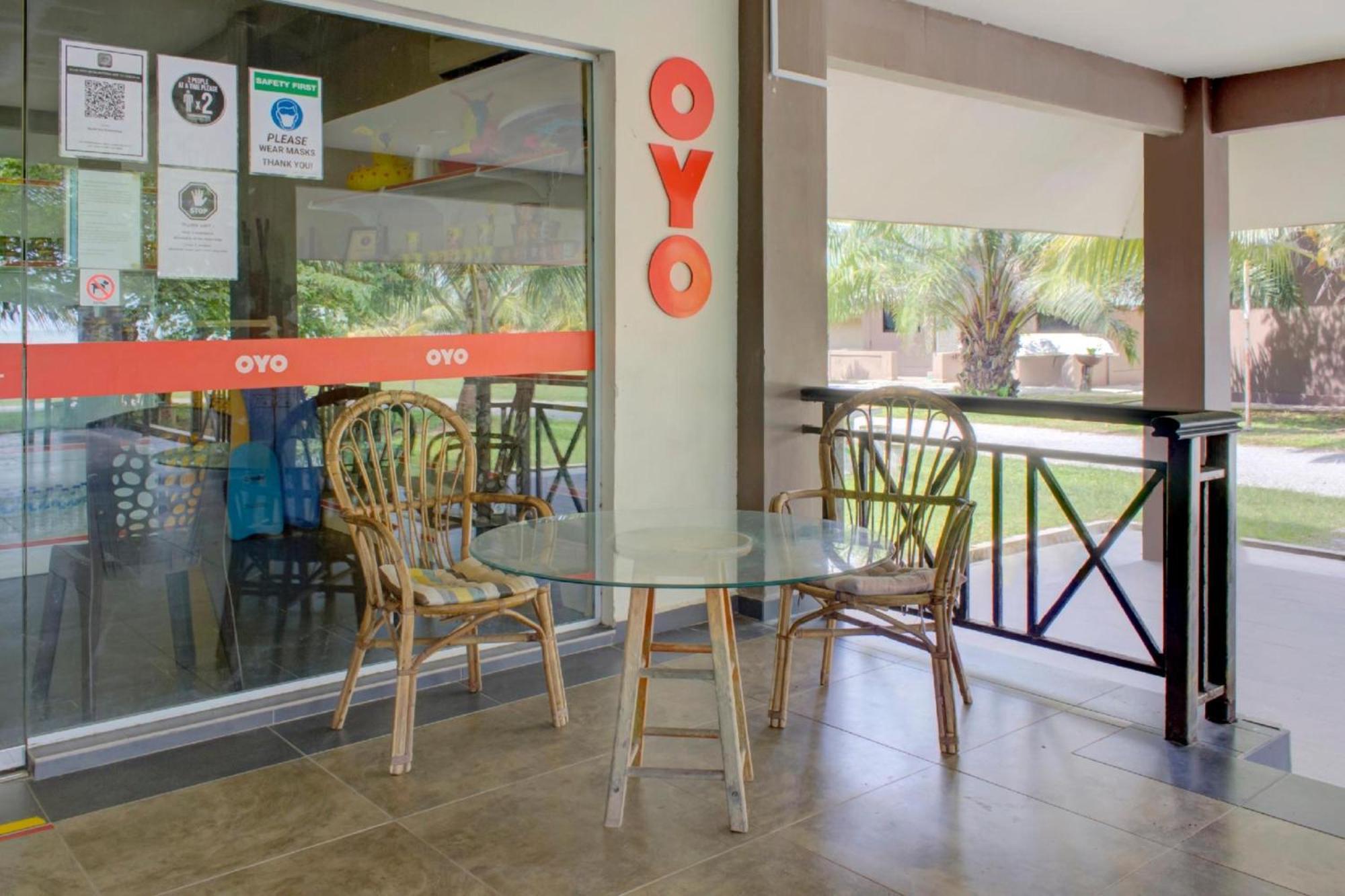 Super Oyo 89896 Sedili Inn Resort Kota Tinggi Eksteriør bilde